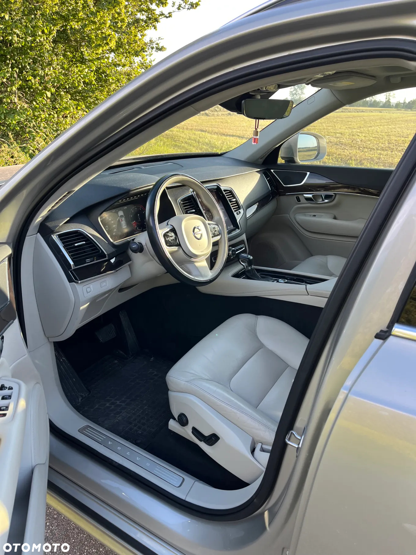 Volvo XC 90 T6 AWD Momentum 7os - 19