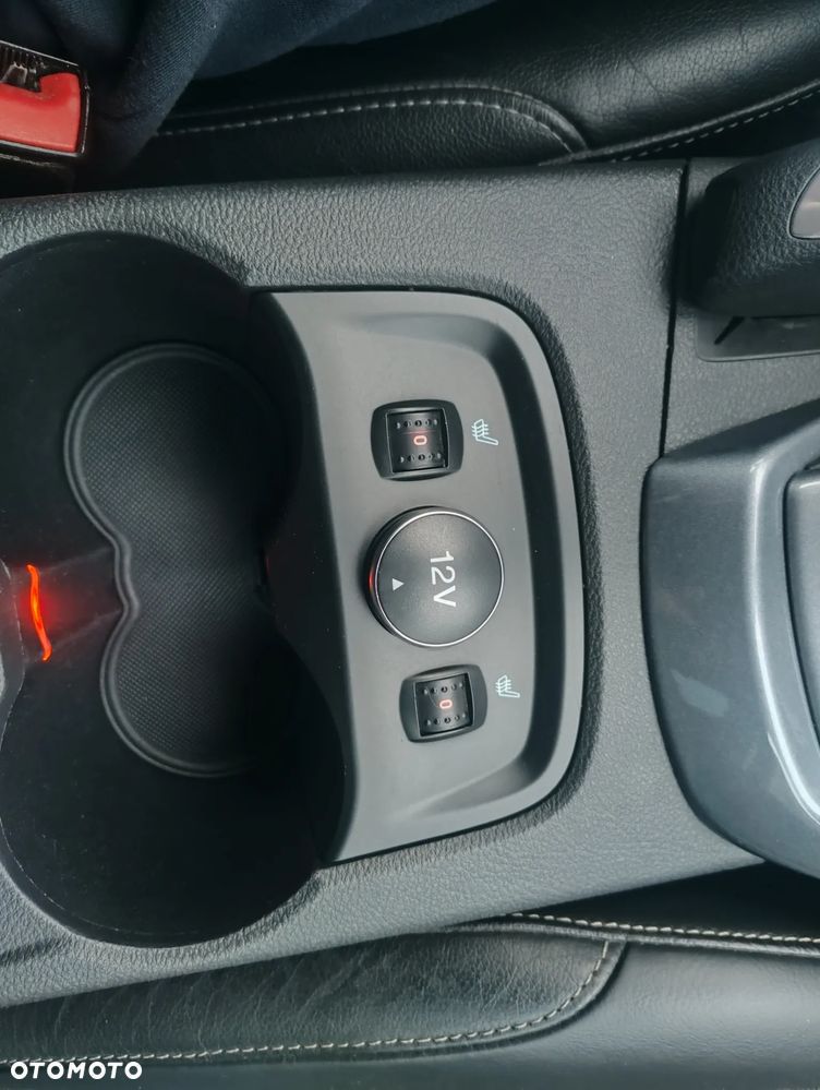 Ford Focus 1.6 EcoBoost Start-Stopp-System Titanium - 16