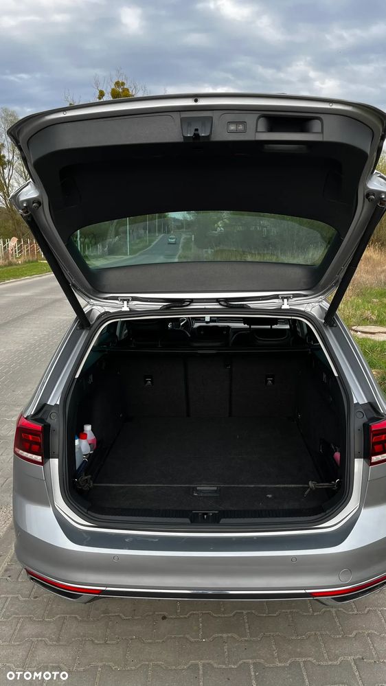Volkswagen Passat Variant 1.5 TSI EVO Elegance DSG - 12