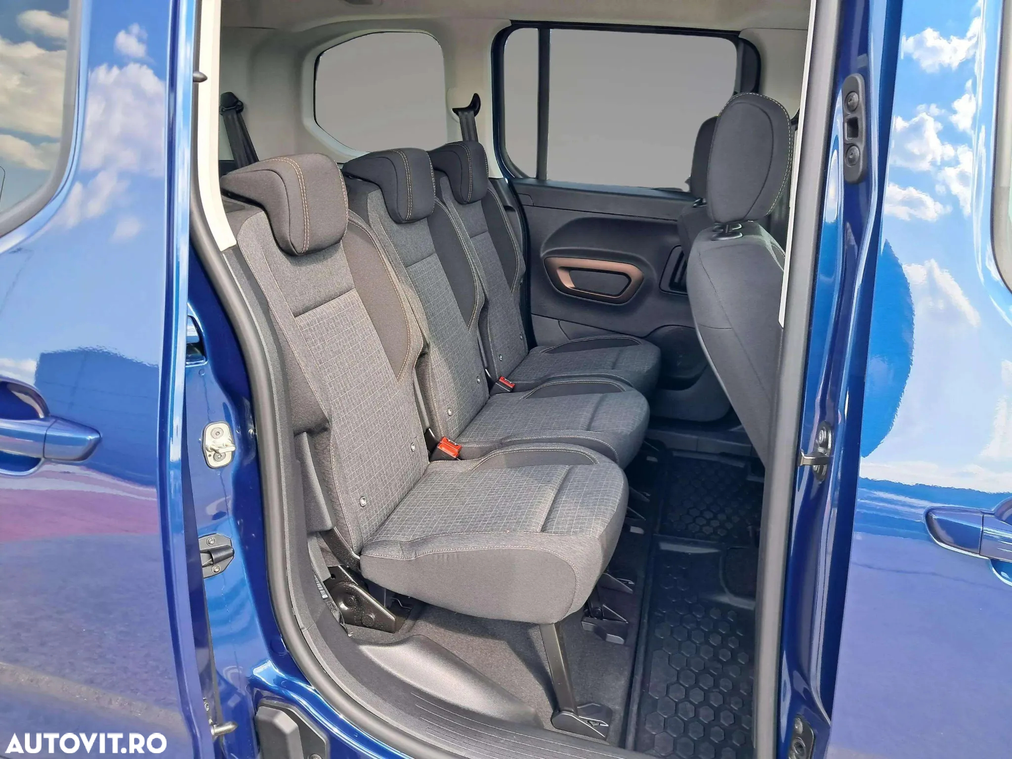 Peugeot Rifter e-Rifter 100kW Baterie 50kWH GT - 15