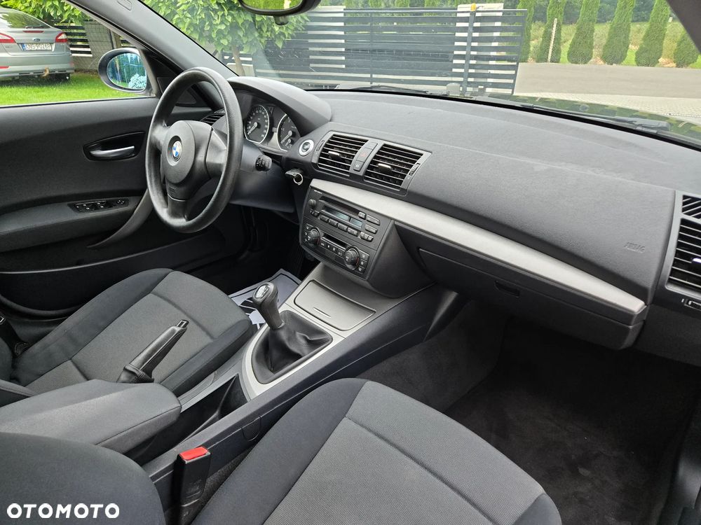 BMW Seria 1 118d - 19