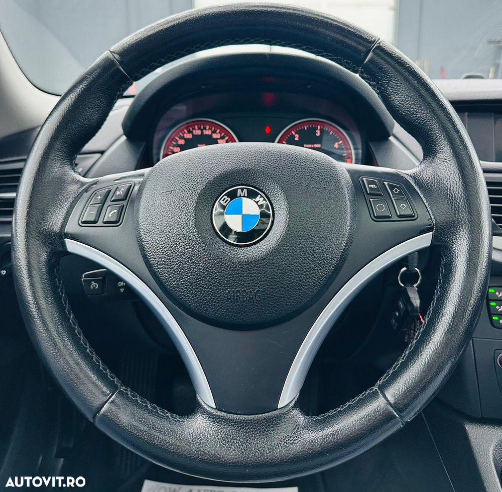 BMW X1 xDrive18d - 32