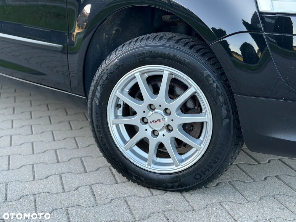 Volkswagen Fox - 18