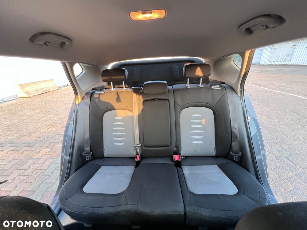 Kia Ceed - 15