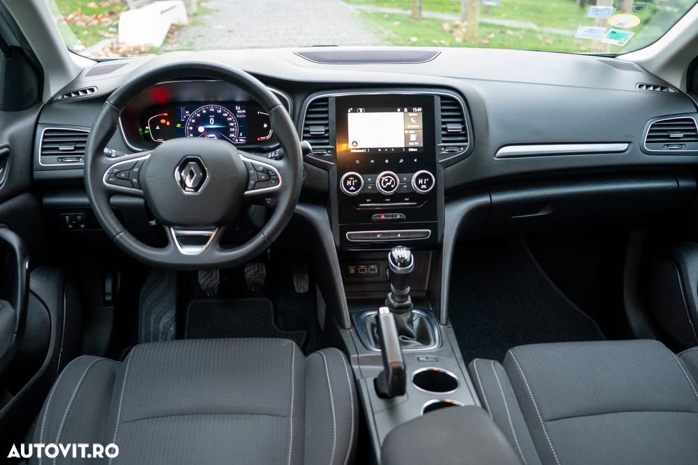 Renault Megane BLUE dCi 115 BUSINESS EDITION - 33