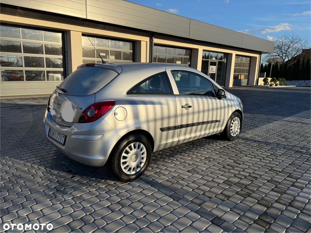 Opel Corsa - 3