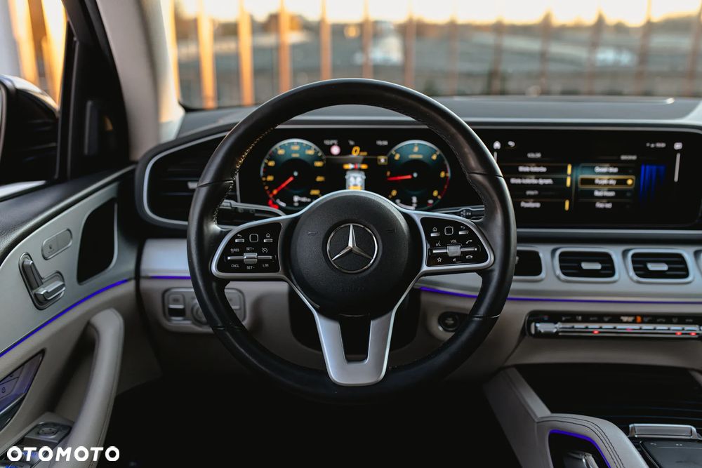 Mercedes-Benz GLE - 25