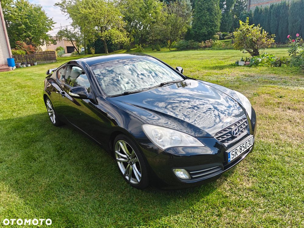 Hyundai Genesis Coupe 3.8 V6 Automatik - 1