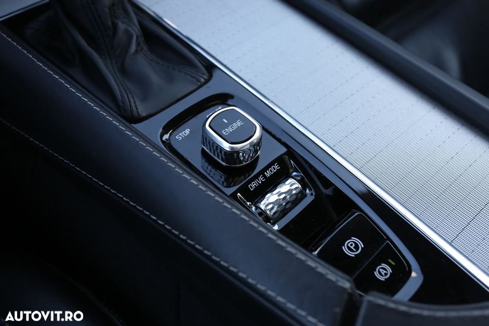 Volvo XC 90 D5 AWD Geartronic Inscription - 25