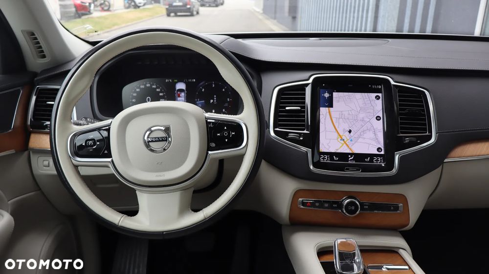 Volvo XC 90 B5 D AWD Inscription - 12