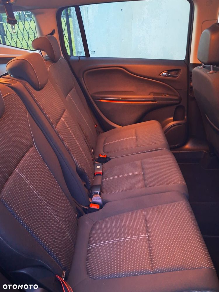Opel Zafira Tourer 2.0 CDTI Automatik Edition - 16