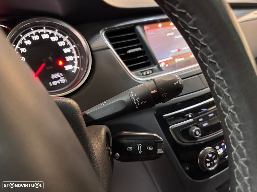 Peugeot 508 SW 1.6 BlueHDi Active - 29