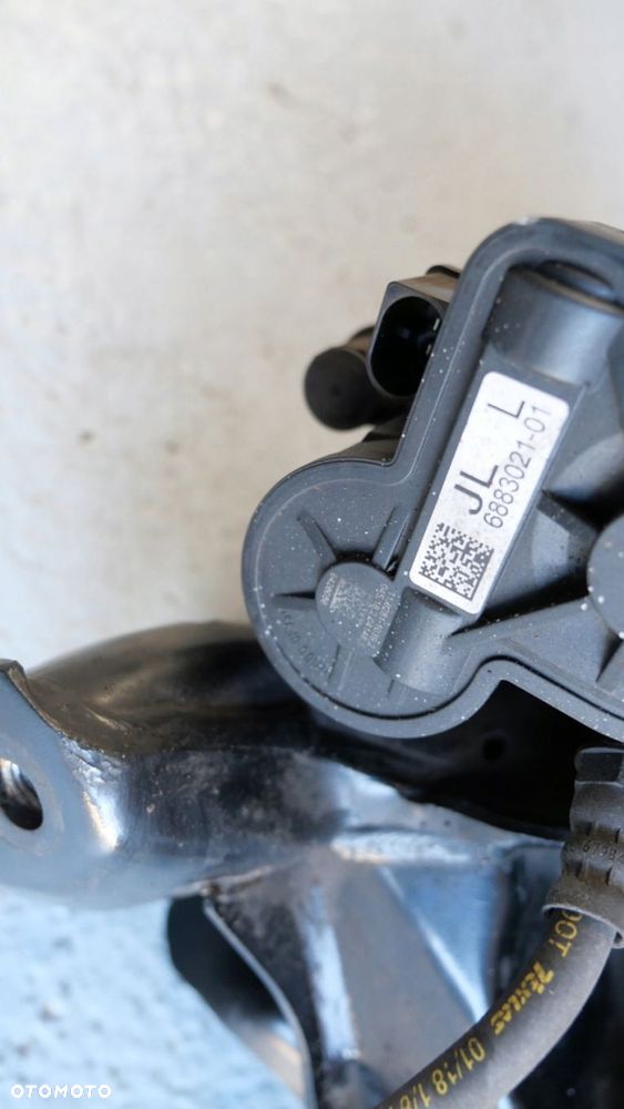 bmw f39 f48 mini f60 zwrotnica piasta zacisk lewy tył 6851579 - 3