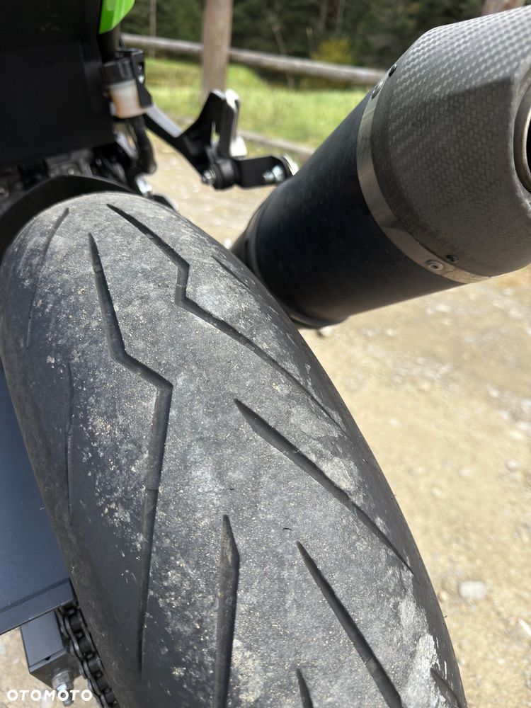 Kawasaki Ninja 400 - 15