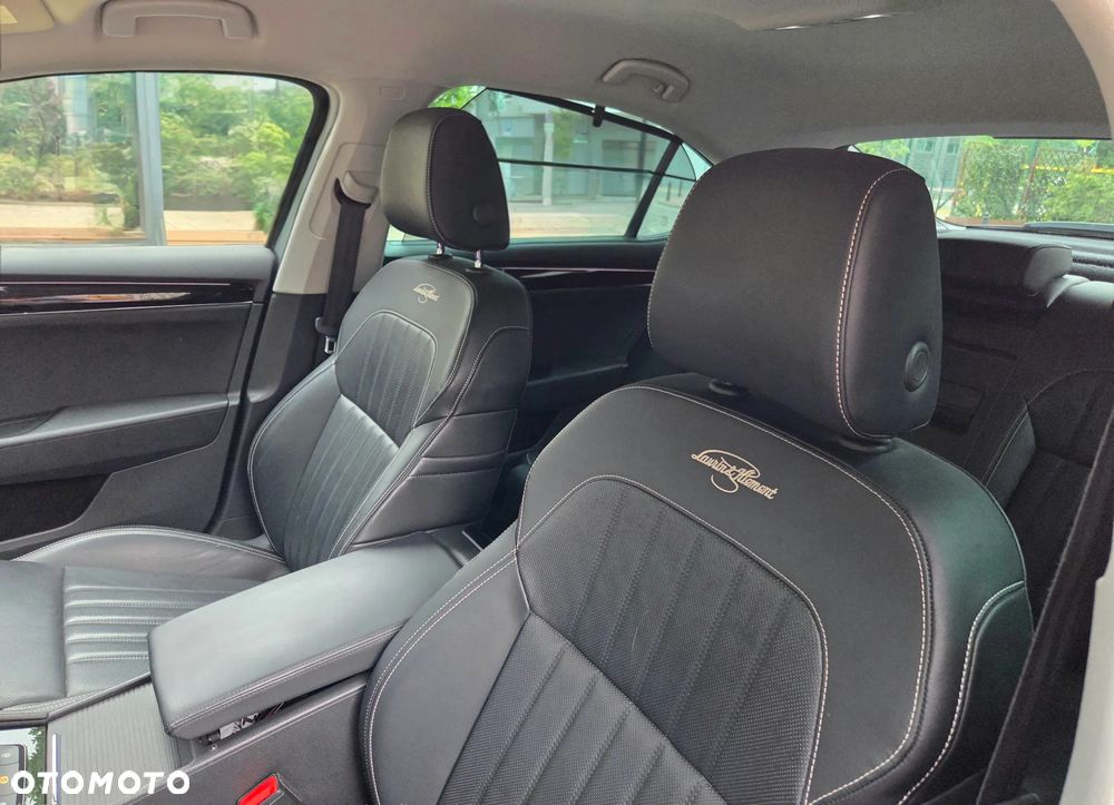 Skoda Superb 2.0 TDI L&K DSG - 13