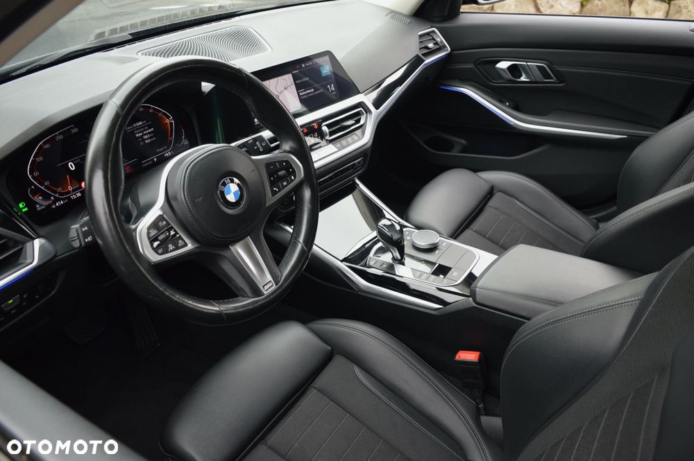 BMW Seria 3 320d Sport Line Shadow - 17