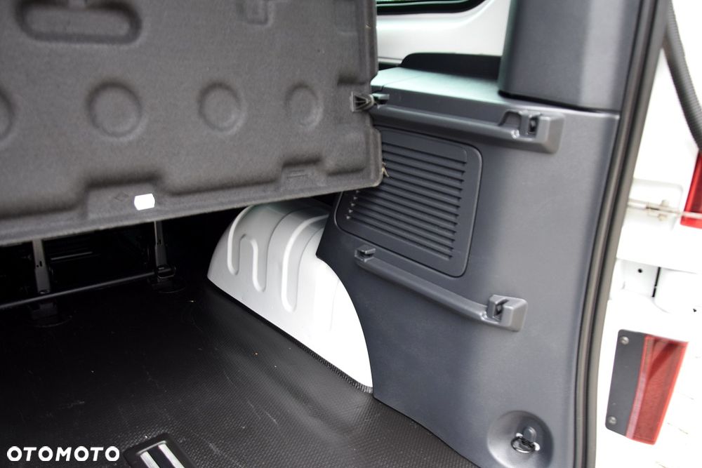 Renault Trafic - 15