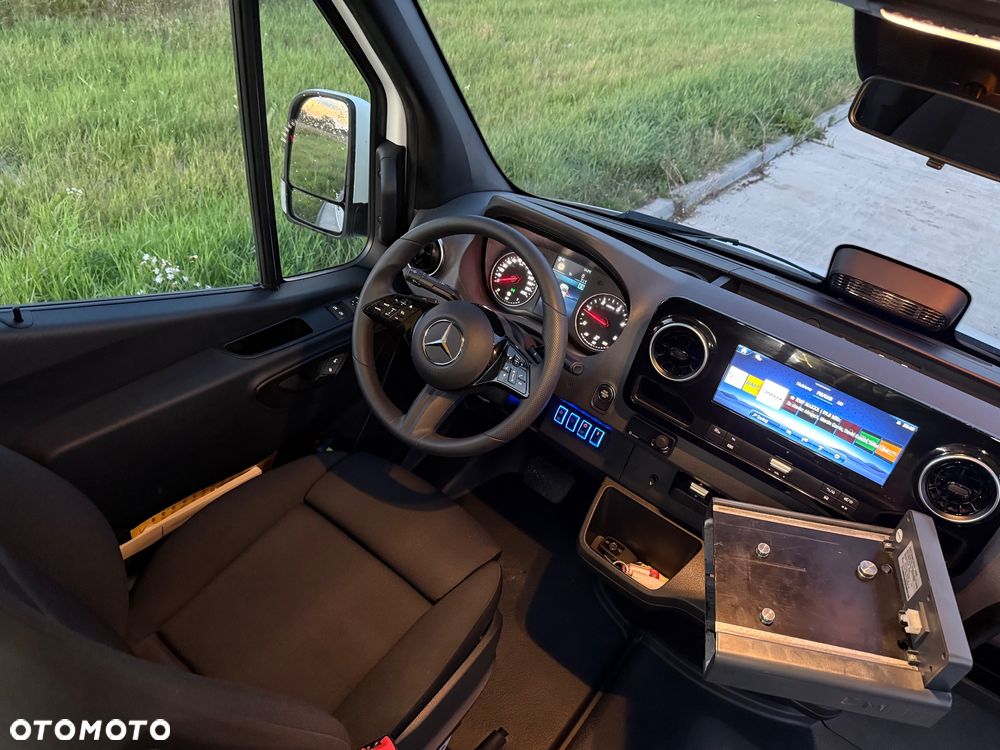 Mercedes-Benz Sprinter 517 24 miejsca NOWY - 11