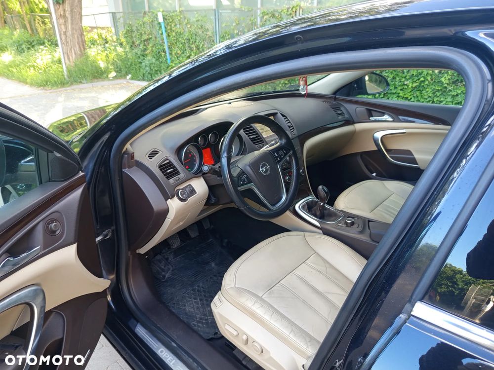Opel Insignia 2.0 T Cosmo - 9