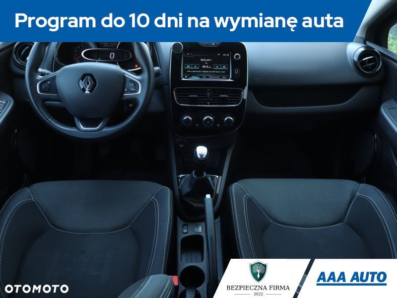 Renault Clio - 9