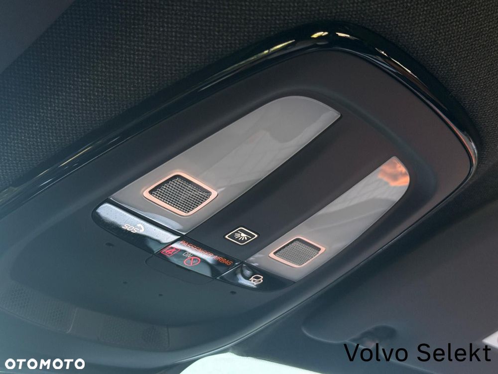 Volvo XC 40 - 33