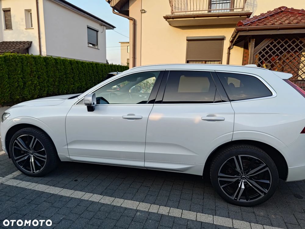 Volvo XC 60 T5 R-Design - 3