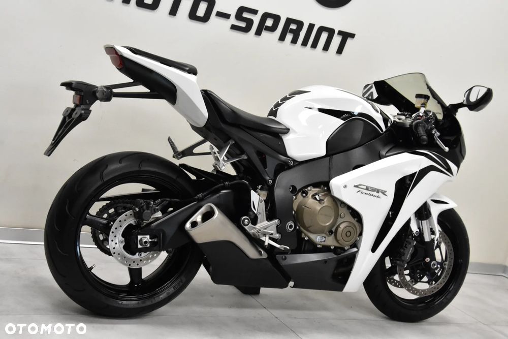 Honda CBR - 10