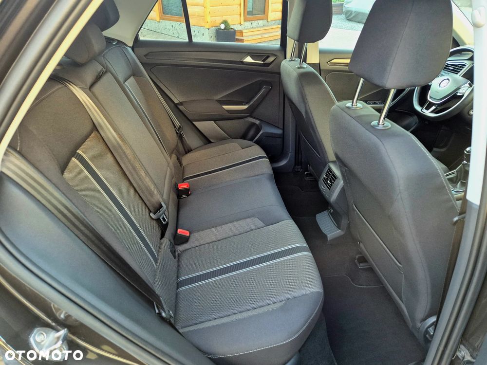 Volkswagen T-Roc 1.0 TSI Style - 22