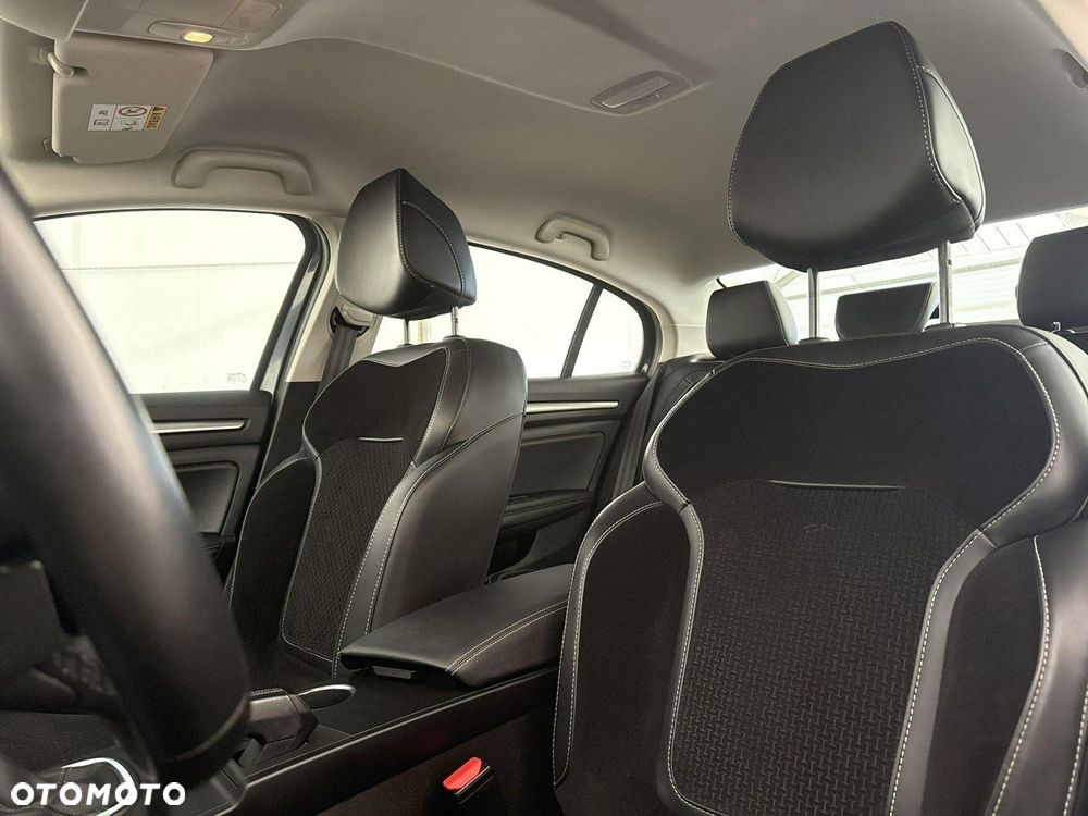 Renault Megane - 11