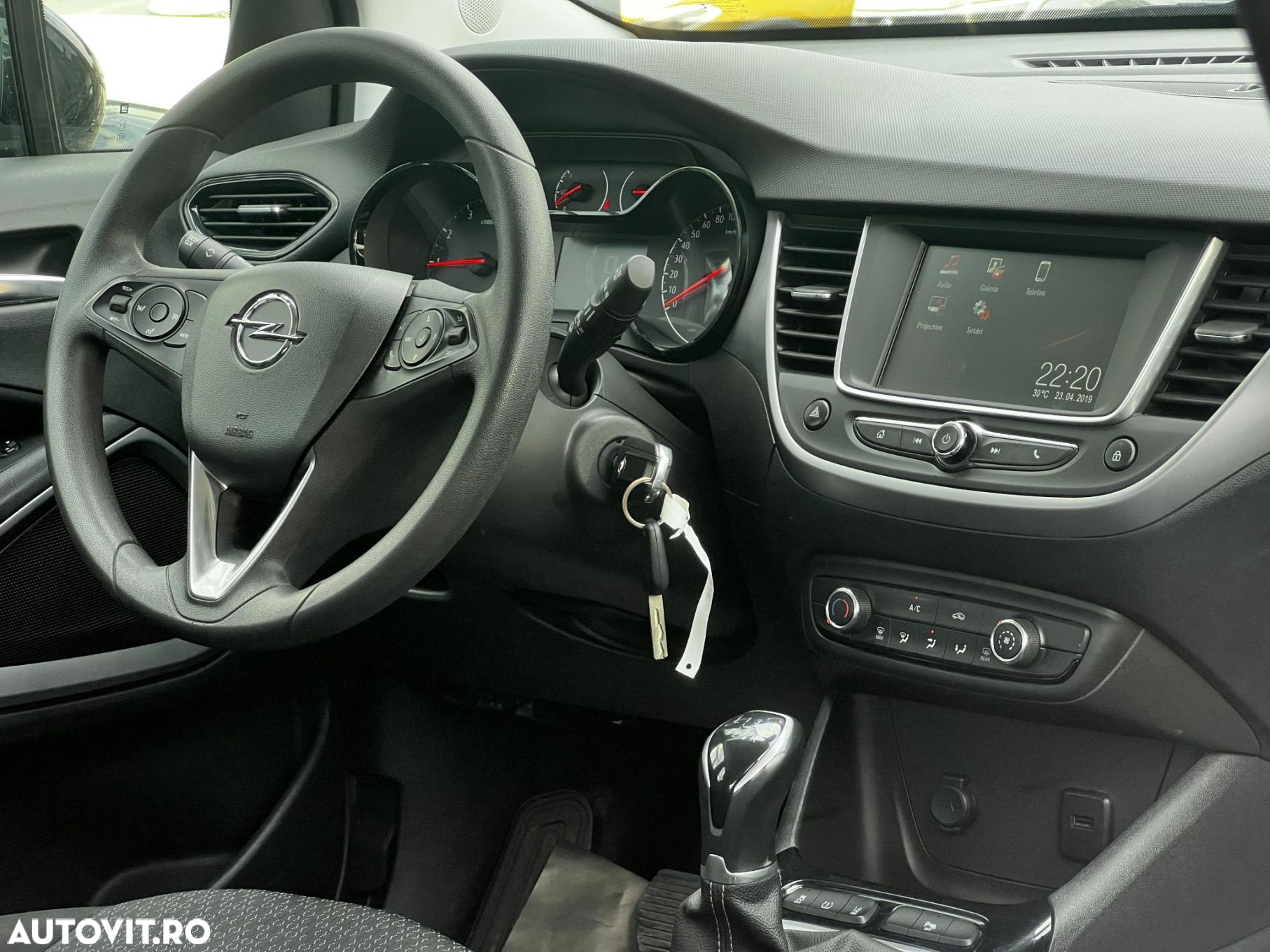 Opel Crossland - 8