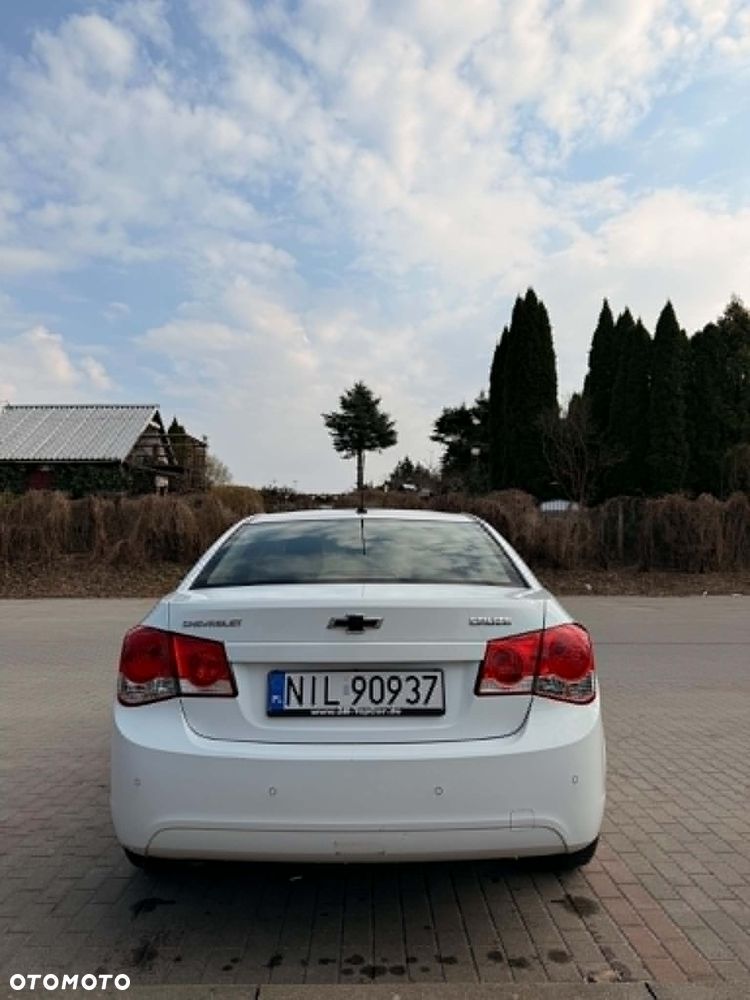Chevrolet Cruze - 3