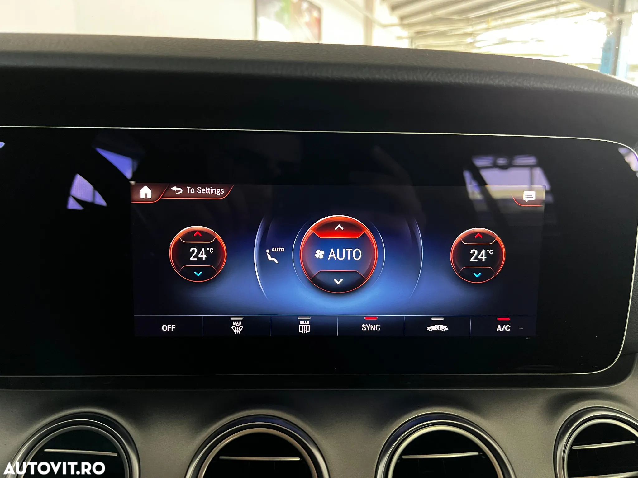 Mercedes-Benz E 220 d T 9G-TRONIC Avantgarde - 22