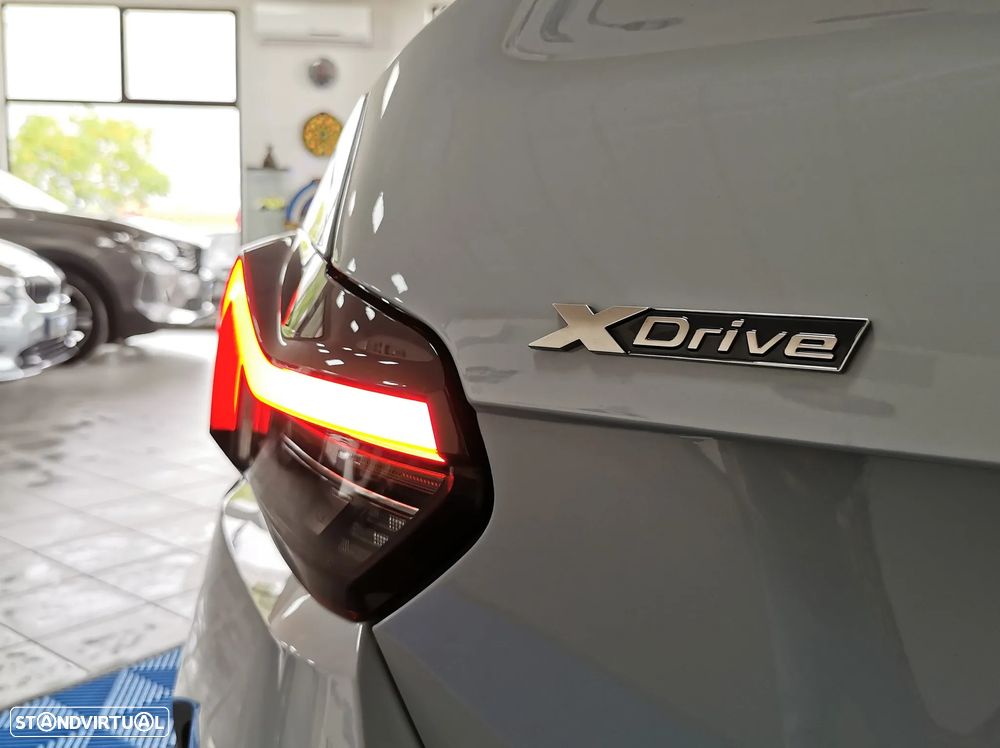 BMW M240i xDrive Auto - 19