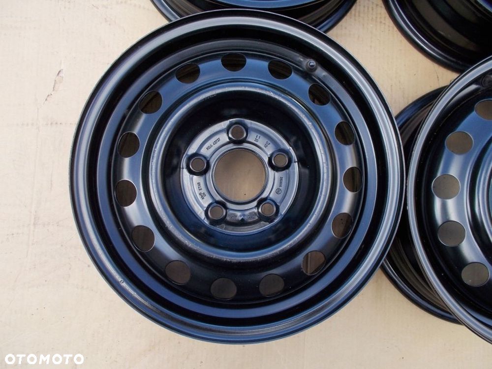 4x Felgi 15 Kia Ceed I II Hyundai i30 I II / 6j 5x114,3 ET46 - 8