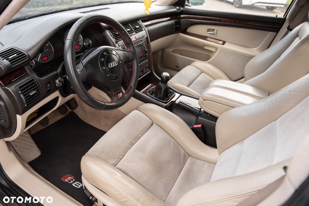 Audi S8 4.2 Quattro - 15