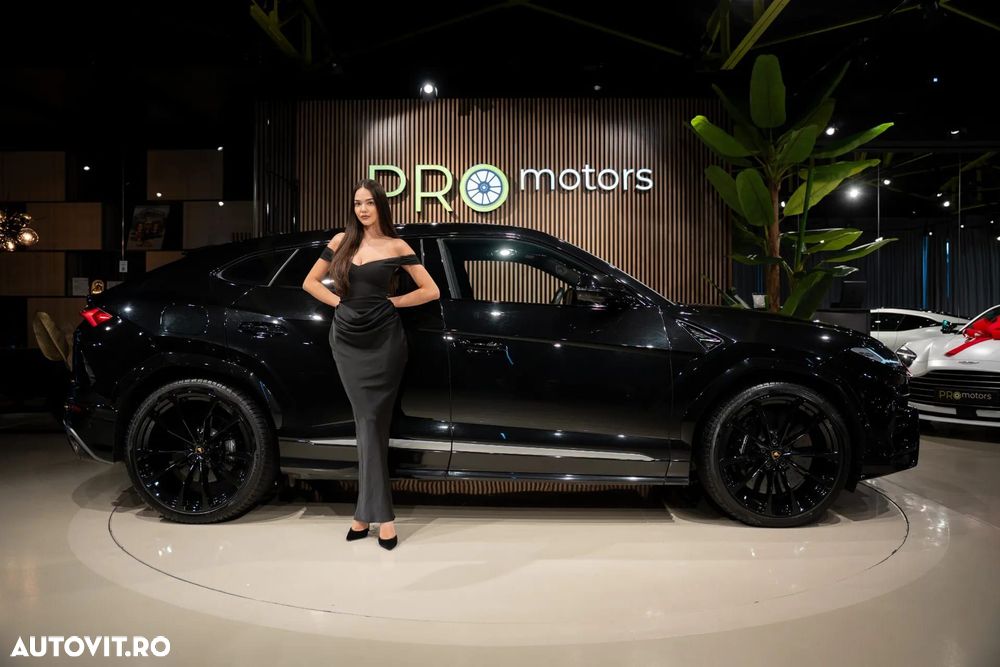 Lamborghini Urus - 11