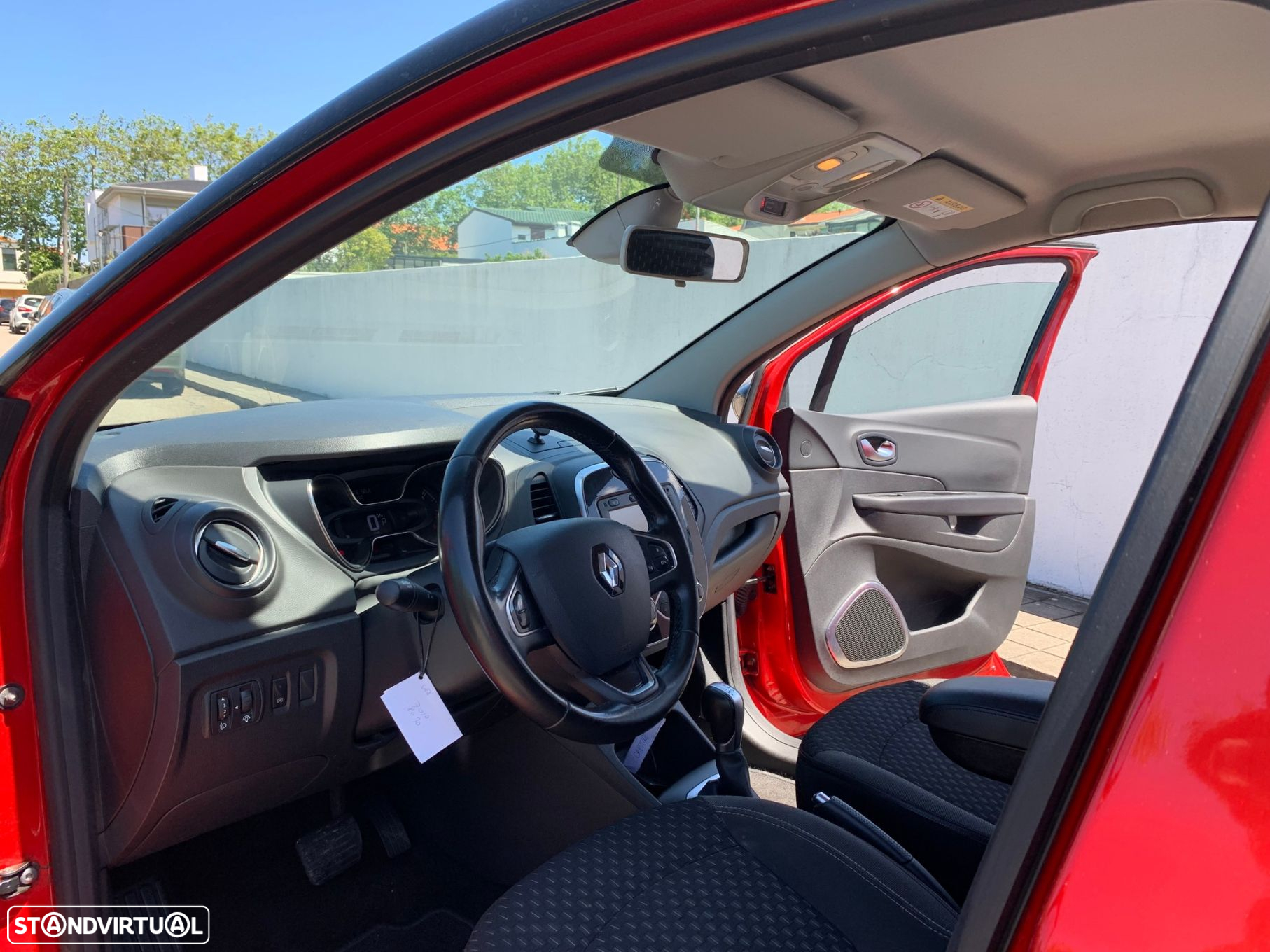 Renault Captur - 18