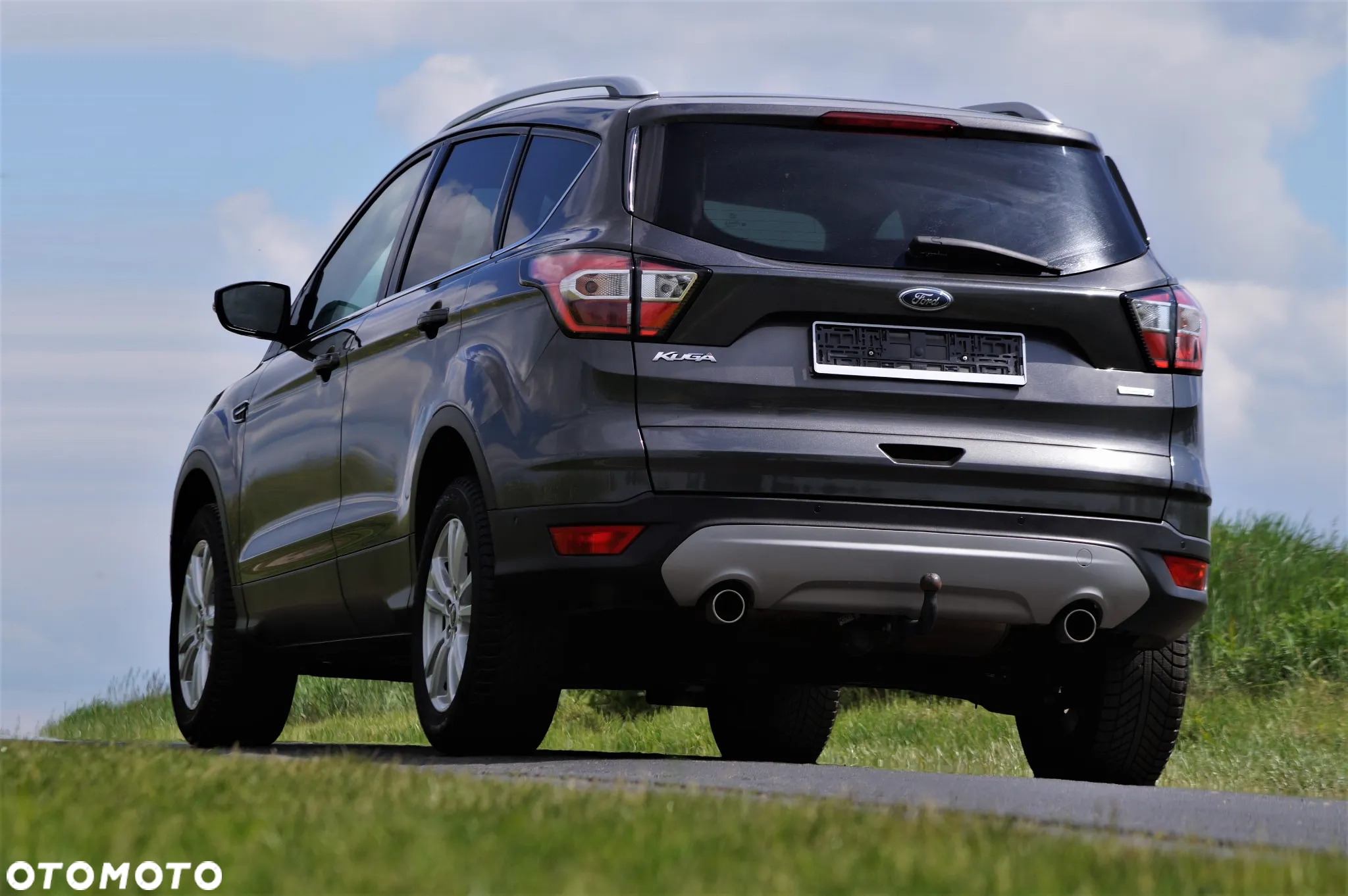 Ford Kuga - 10