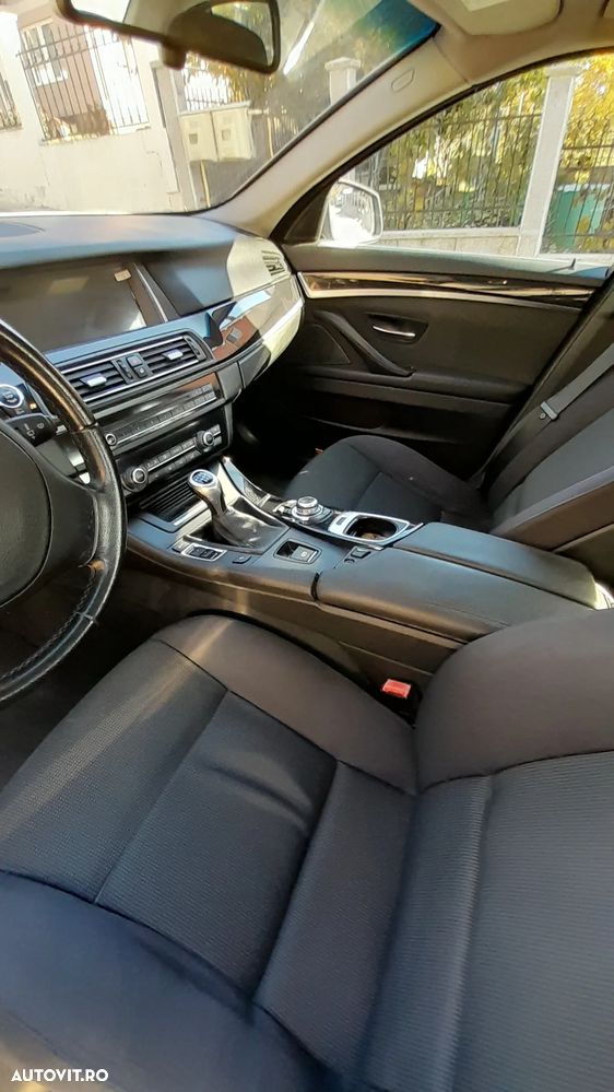BMW Seria 5 520d - 8