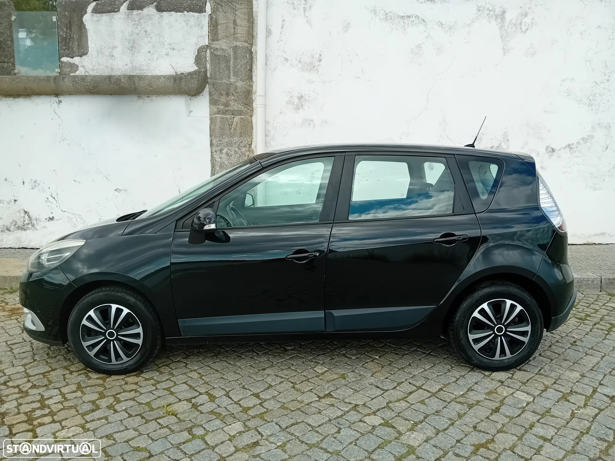Renault Scénic 1.5 dCi Dynamique S - 28