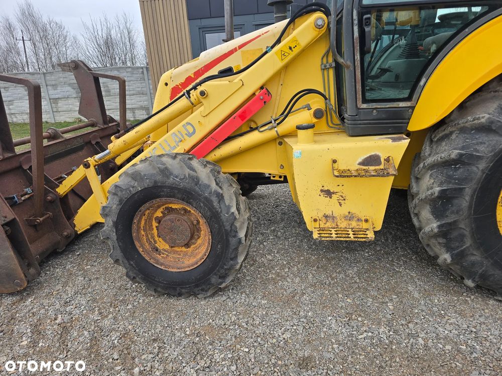 New Holland - 8
