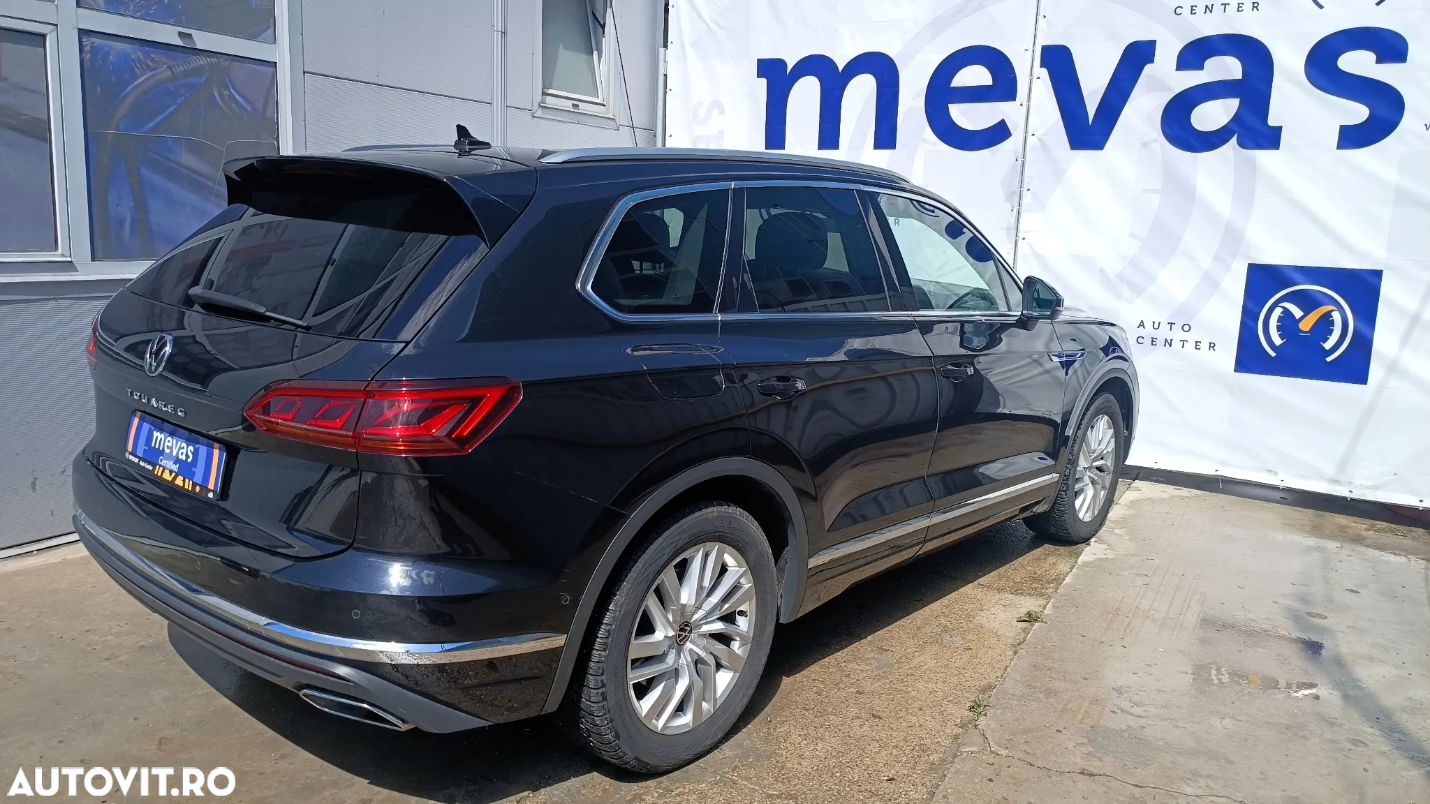 Volkswagen Touareg V6 TDI Elegance - 4