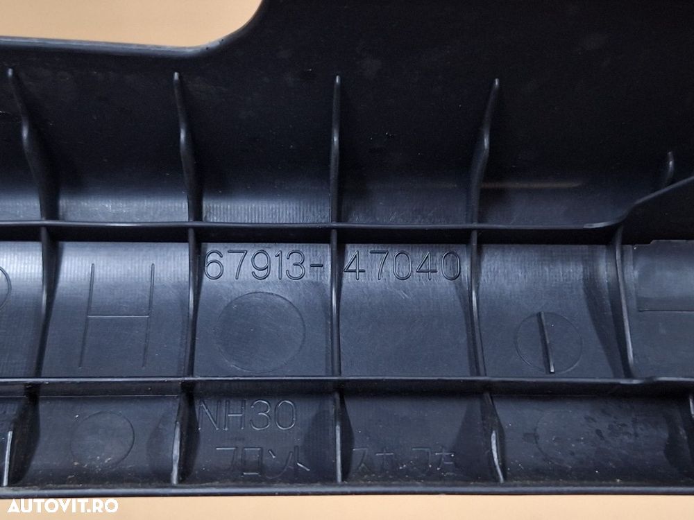 Ornament protectie prag fata dreapta TOYOTA PRIUS _W3_ 2008 - 2015 67913-47040 - 1