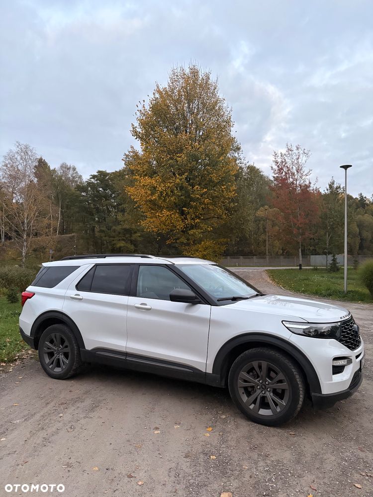 Ford Explorer 2021 photo 4