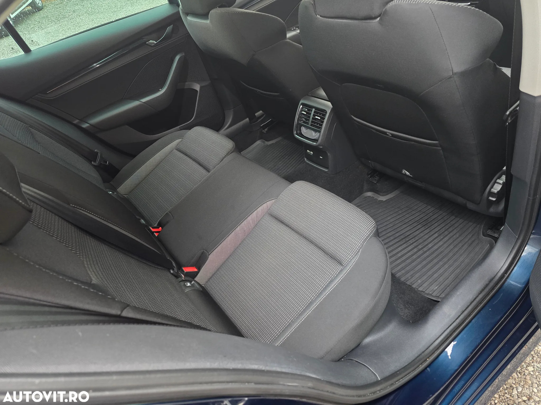 Skoda Octavia 2.0 TDI Ambition - 10