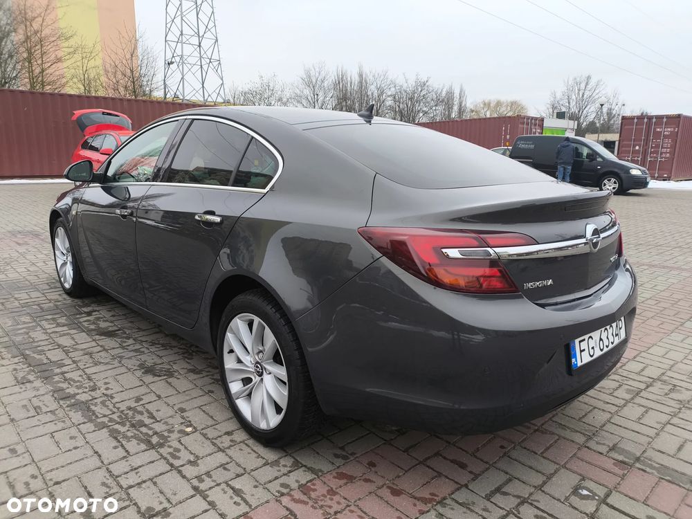 Opel Insignia 2.0 CDTI 4x4 Automatik Business Innovation - 4