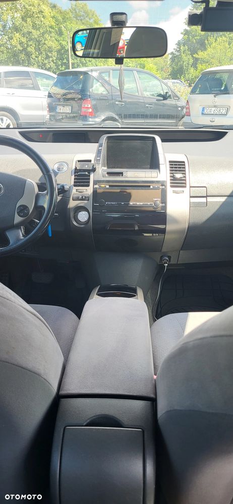 Toyota Prius 1.5 VVT-i Sol - 9
