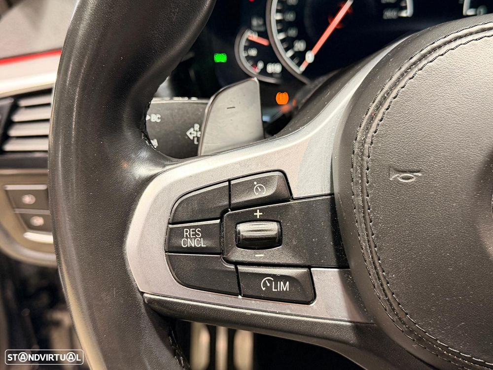 BMW 520 d Pack M Auto - 38