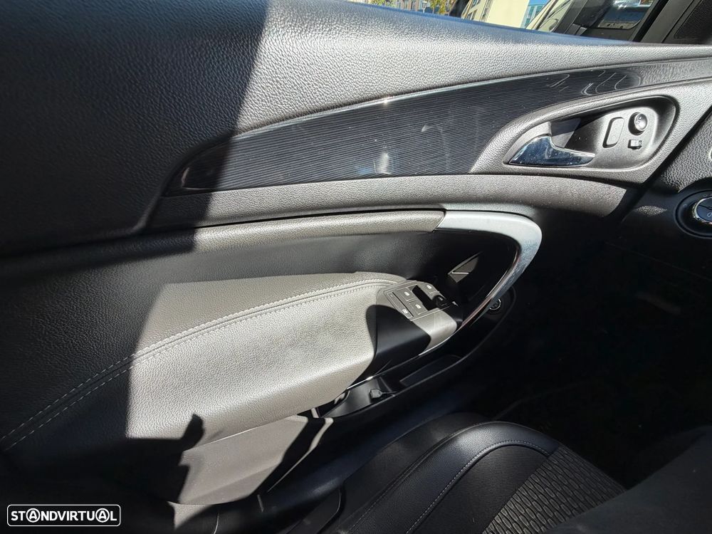 Opel Insignia Sports Tourer - 37