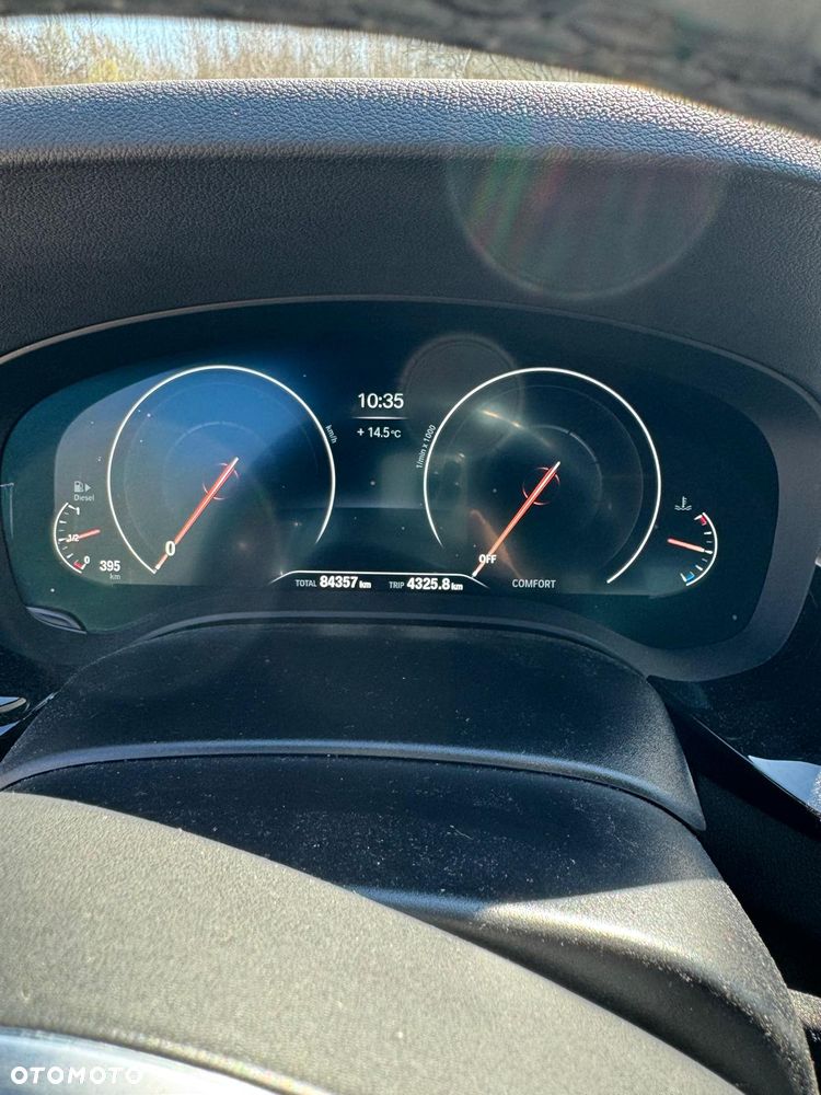 BMW Seria 5 520d xDrive - 18